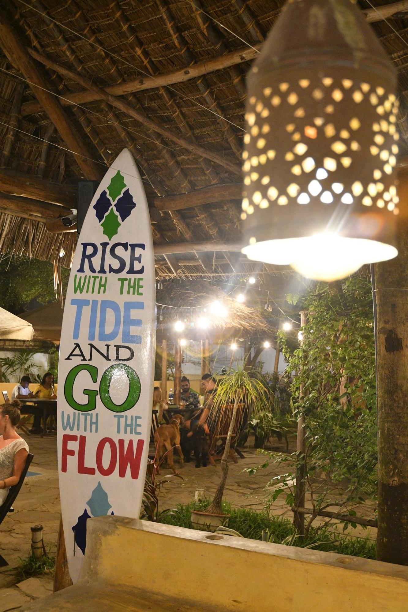 Tulia House Backpackers Hostel Mombasa Exterior photo