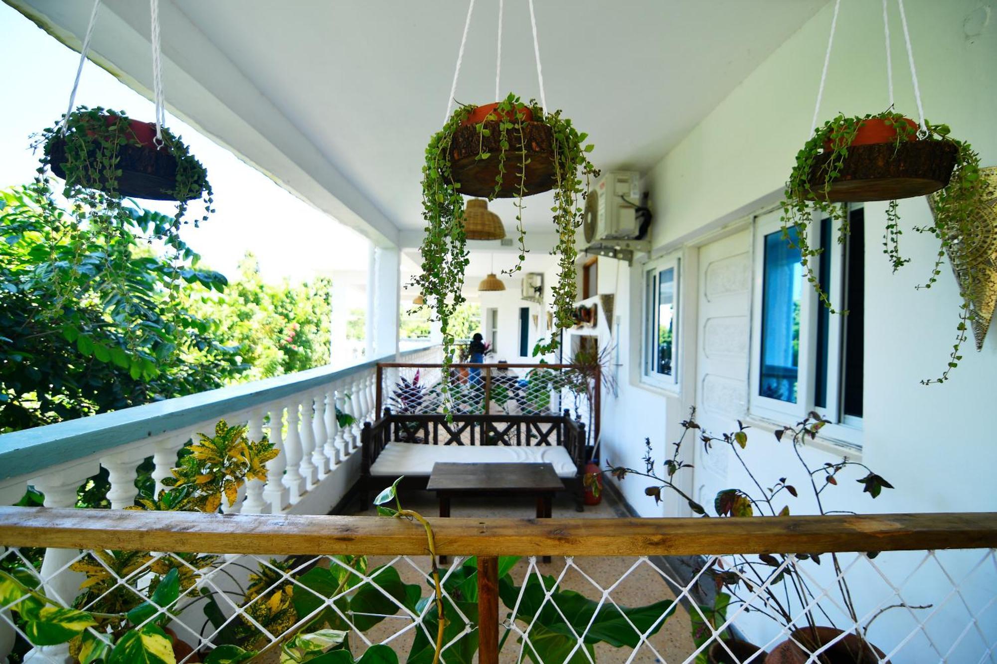 Tulia House Backpackers Hostel Mombasa Exterior photo